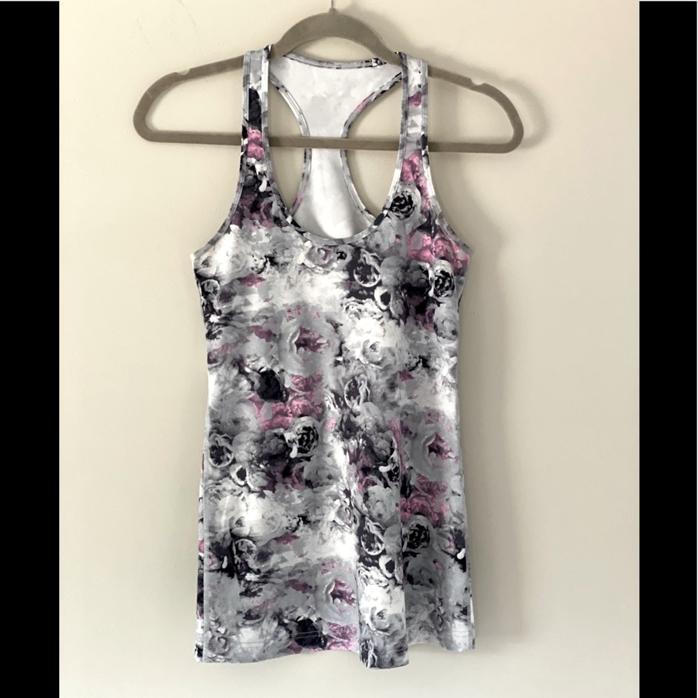 Lululemon athletic top